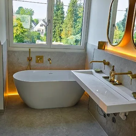 شقة Luxus Dachgeschoss 80m²